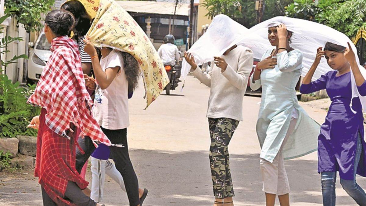 Weather of MP: मध्य प्रदेश में तीन मौसम प्रणालियां सक्रिय, रीवा में 43 डिग्री के पार पहुंचा दिन का पारा, लू की संभावना नहीं